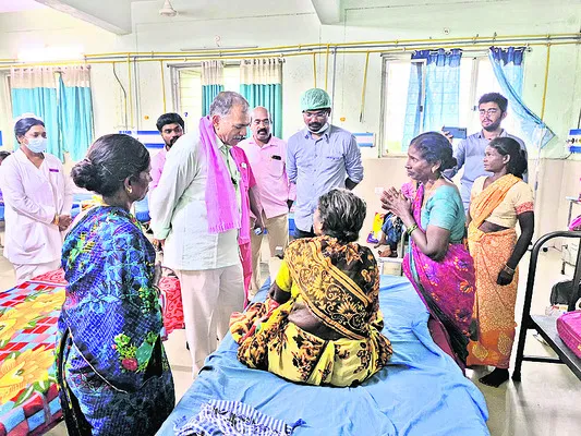 సీటి, ఎంఆర్‌ఐ స్కానింగ్‌ ఏర్పాటు చేయాలి
