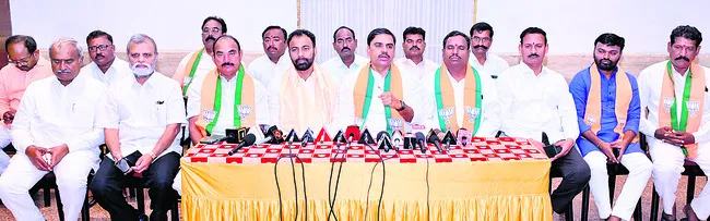ఏపీ జలాలపై వివాదం సృష్టిస్తున్నారు 