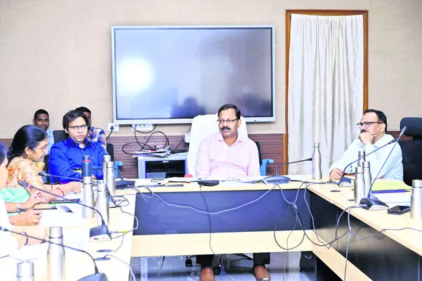 మెరుగైన వైద్య సేవలందించాలి