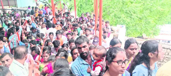మార్మోగిన గోవింద నామస్మరణ 