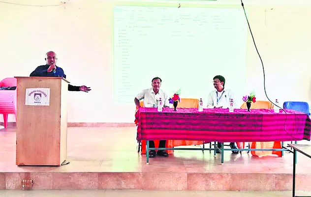 ఆదాయపు పన్నుతోనే దేశాభివృద్ధి