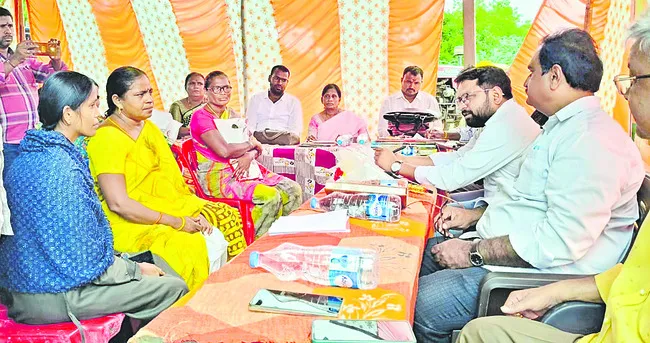 మొక్కుబడిగా కేంద్ర బృందం పర్యటన