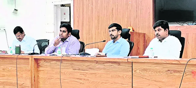 పరిశ్రమల ఏర్పాటుతో జిల్లా అభివృద్ధి