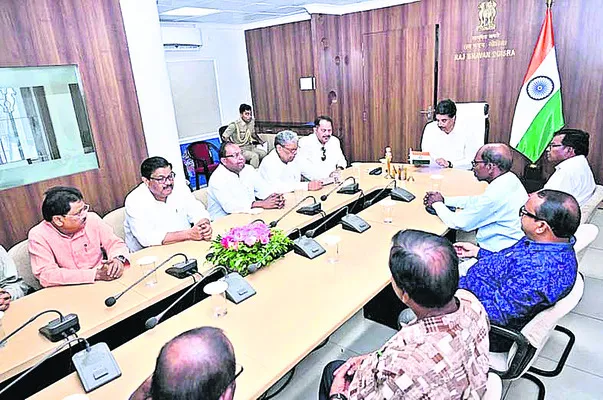 ‘న్యాయ విచారణ కమిషన్‌ ఏర్పాటుకు డిమాండ్‌’ 