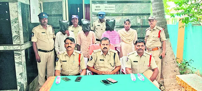 కరెంట్‌ షాక్‌తో యువకుడి మృతి 