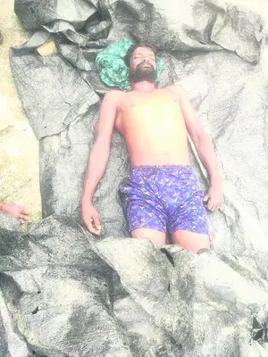 వాడనర్సాపురంలో విషాద ఛాయలు