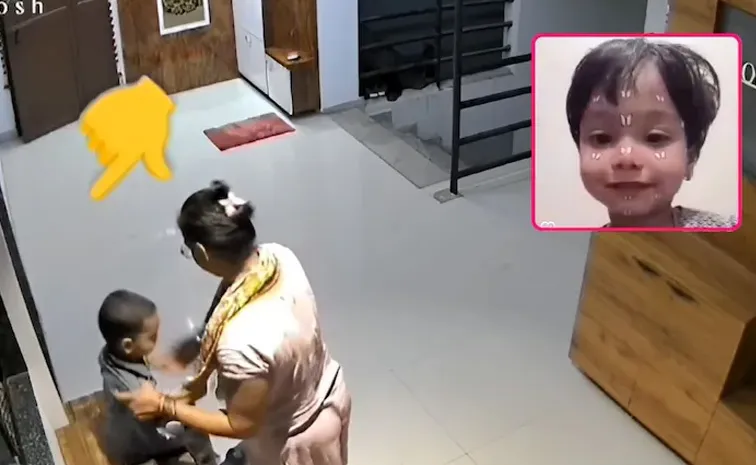 Mumbai Mother Seats Her Daughter On Shoe Rack Video Viral4
