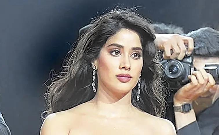 Janhvi Kapoor joins shooting of Charan Peddi film In Hyderabad
