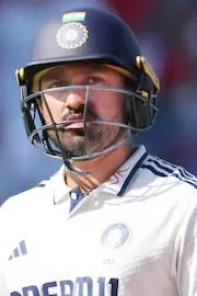 Karun Nair Breaks Down After Being dropped KL Rahul consoles Pic Viral7
