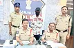 బైక్‌ చోరీల కేసులో నిందితుల అరెస్ట్‌  
