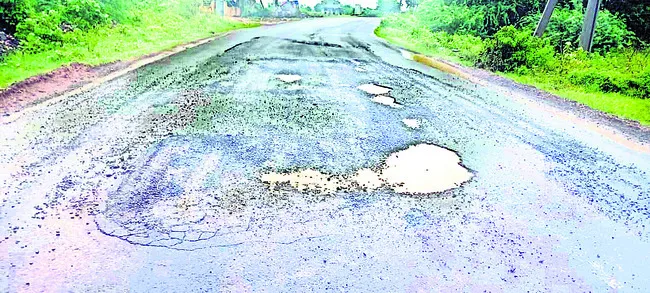 నెలకే ‘తారు’మారు