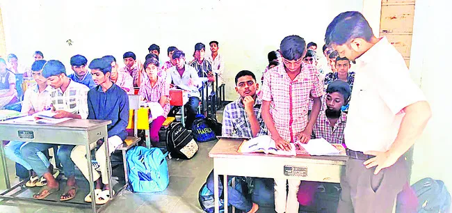 విద్యా సామర్థ్యాలు పెంచాలి