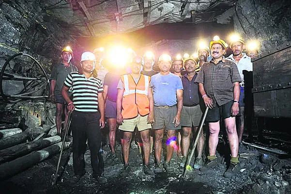 జూనియర్‌ మైనింగ్‌ ఇంజినీర్ల నిరీక్షణకు తెర 