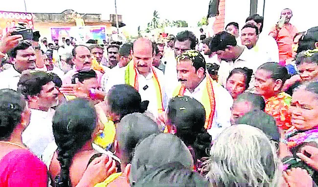 తల్లికి వందనం పడలేదయ్యా !