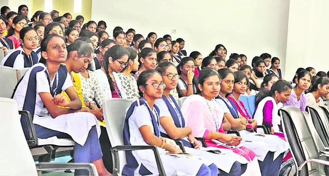 ఆర్జీయూకేటీ కెరీర్‌ గైడెన్స్‌