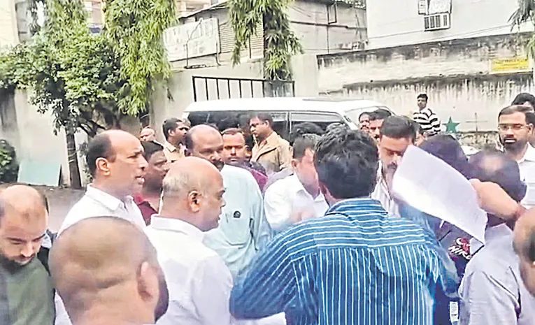 Housing Corporation Society Officer Dies of Heart Attack
