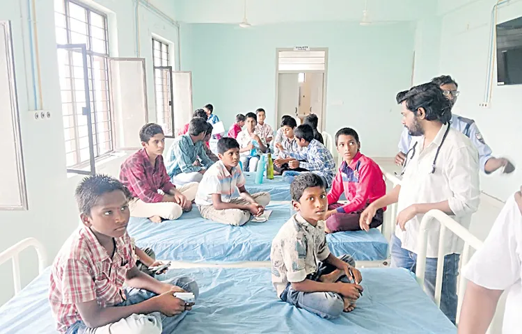 Food poisoning at tribal Gurukul school