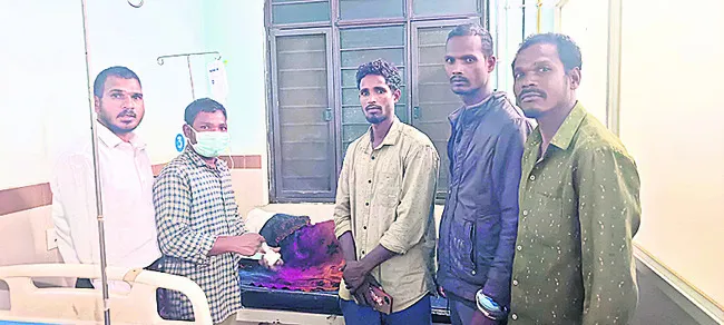 యువకు