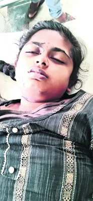 తల్లిదండ్రులు మందలించారని బాలిక ఆత్మహత్య 
