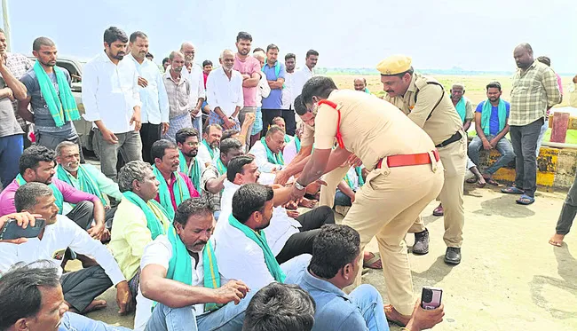 ఏరు పారలె.. ప్రాజెక్టు నిండలె