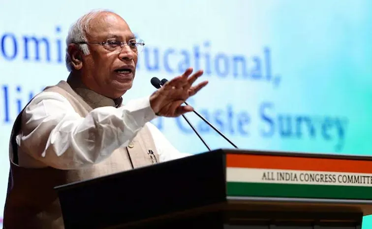 Mallikarjun Kharge rues missing out on Karnataka CM Post