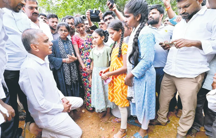 Harish Rao visited Uyyalawada BC Gurukul School