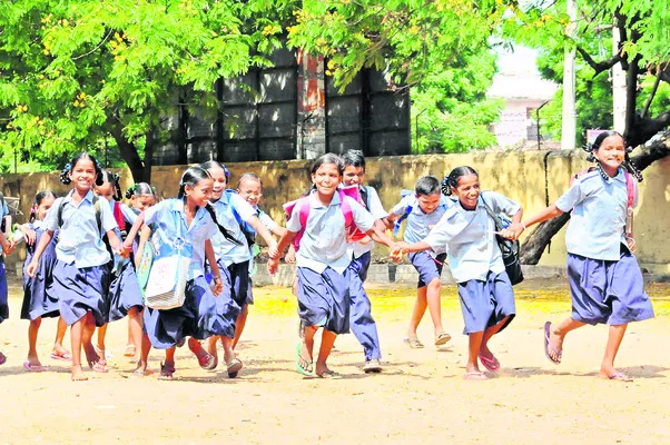 పాఠశాలల్లో ప్రీ ప్రైమరీ విద్య
