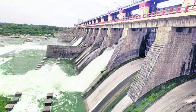 మూసీకి 1604 క్యూసెక్కుల వరద