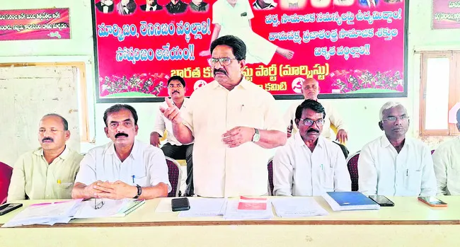 స్థానిక సంస్థల ఎన్నికలు నిర్వహించాలి