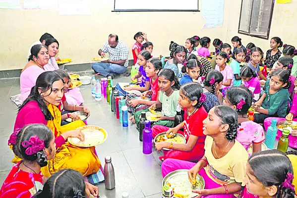 కార్పొరేట్‌కు దీటుగా కేజీబీవీలు