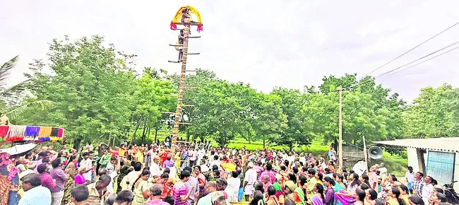 వడకుప్పంలో వేడుకగా అర్జున తపస్సు 