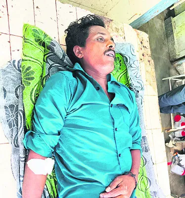 ఉరేసుకుని ఒకరి ఆత్మహత్య