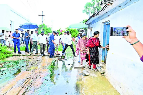 కాలనీల్లో నీరు నిల్వకుండా చర్యలు