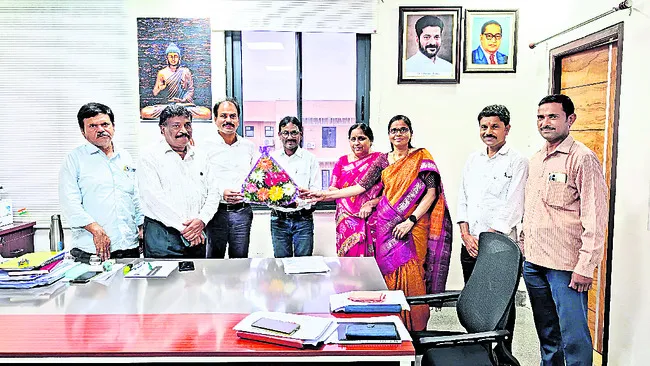 జిల్లాకు ఐదుగురు సెర్ఫ్ డీపీఎంలు