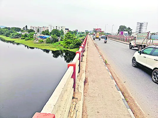బాలిక