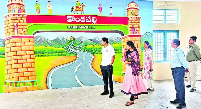 కొండపల్లి బొమ్మల ఔన్నత్యాన్ని చాటాలి