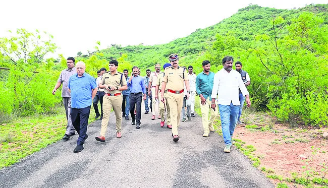 త్వరలో పోలీస్‌ అకాడమీ సెంటర్‌కు శంకుస్థాపన 
