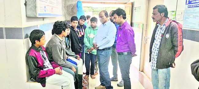 విధుల పట్ల అలసత్వం వద్దు 
