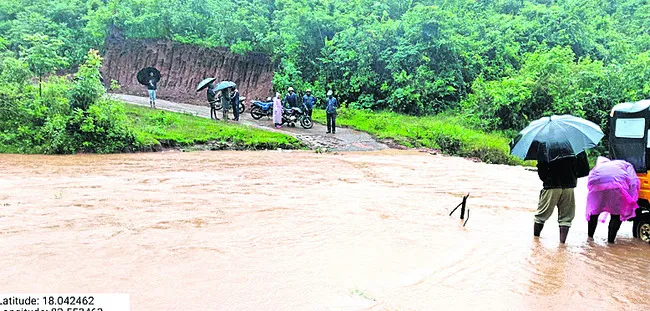 లోతట్టు ప్రాంతాలు జలమయం