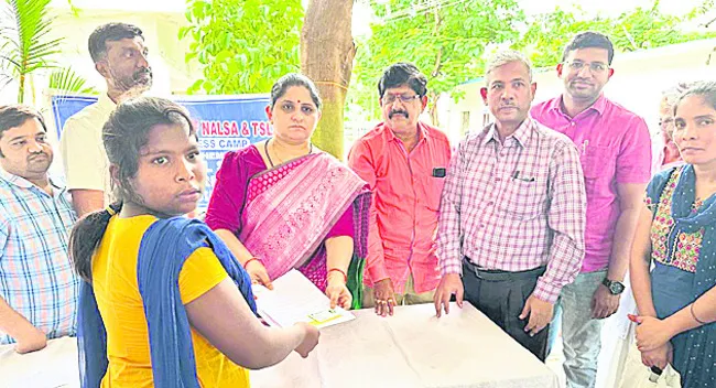 ప్రభుత్వ ప్రోత్సాహకాలు అందిపుచ్చుకోవాలి