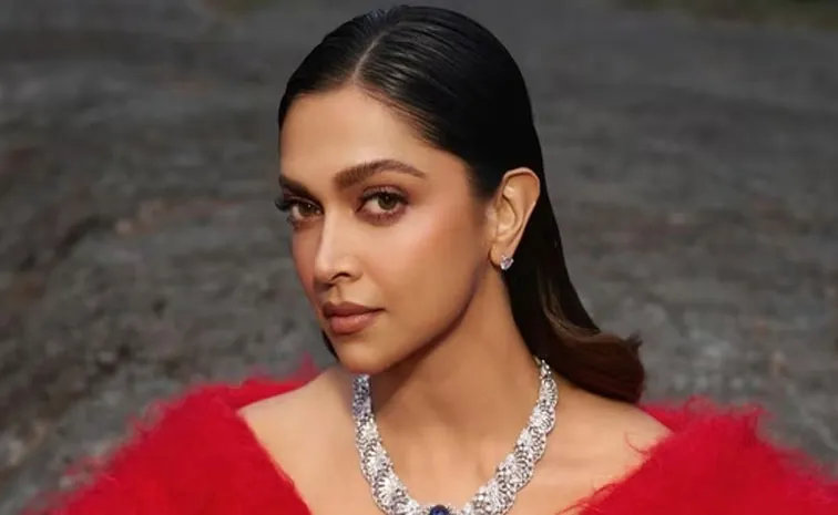 Deepika Padukone To Receive A Star On Hollywood Walk Of Fame Star In 20262