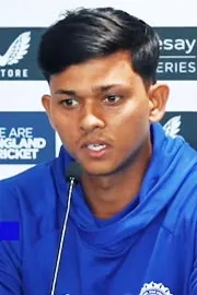 Jaiswal Sends Strong Reply To Ravi Shastri Gavaskar Playing XI Criticism1