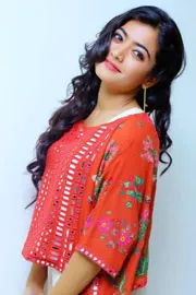 Rashmika Mandanna Says She Will Never Smoke On Screen8