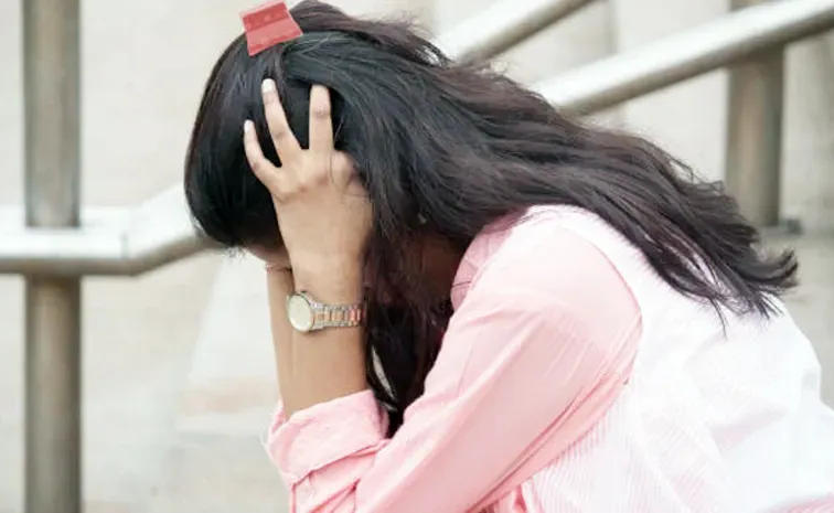 Anatapur Inciden: Girl Gets Blackmailing for marriage
