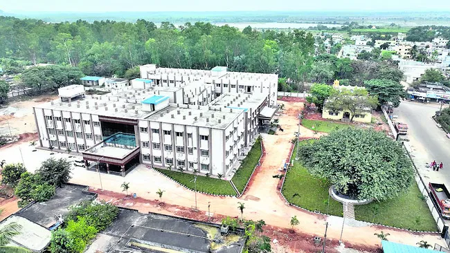 పనులు చక చకా..