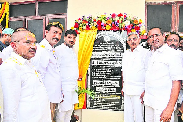 ఉద్యోగుల ప్రయోజనాలు సాధించేందుకు రాజీపడం