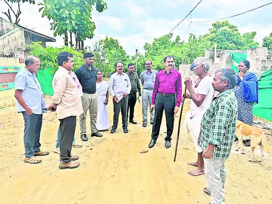 వైద్యులు అందుబాటులో ఉండాలి