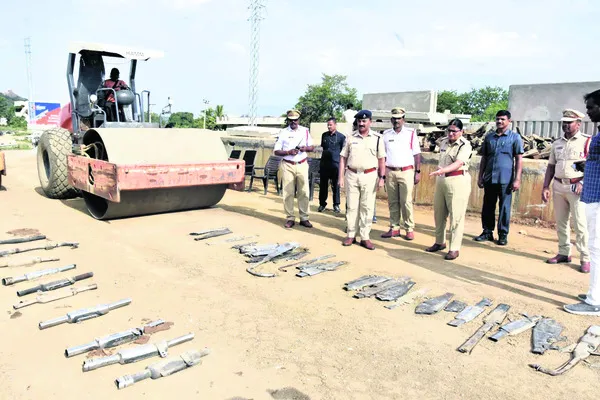 సాంకేతిక పరిజ్ఞానంతో నేరాల నియంత్రణ 