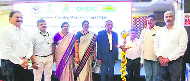 ప్రోత్సాహకాలను సద్వినియోగం చేసుకోవాలి