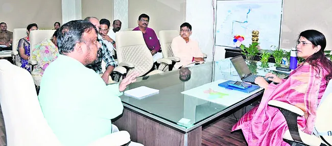 కేంద్ర పథకాలను పటిష్టంగా అమలు చేయాలి 